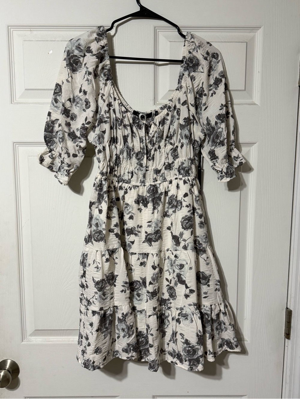 Women's Cream Floral Tiered Midi Dress